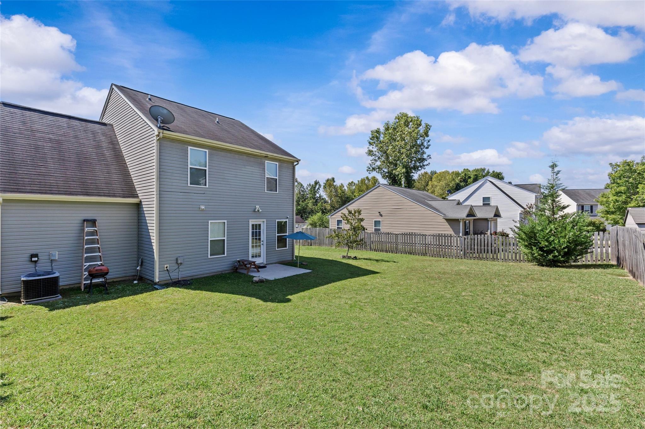 2213 Levisey Lane