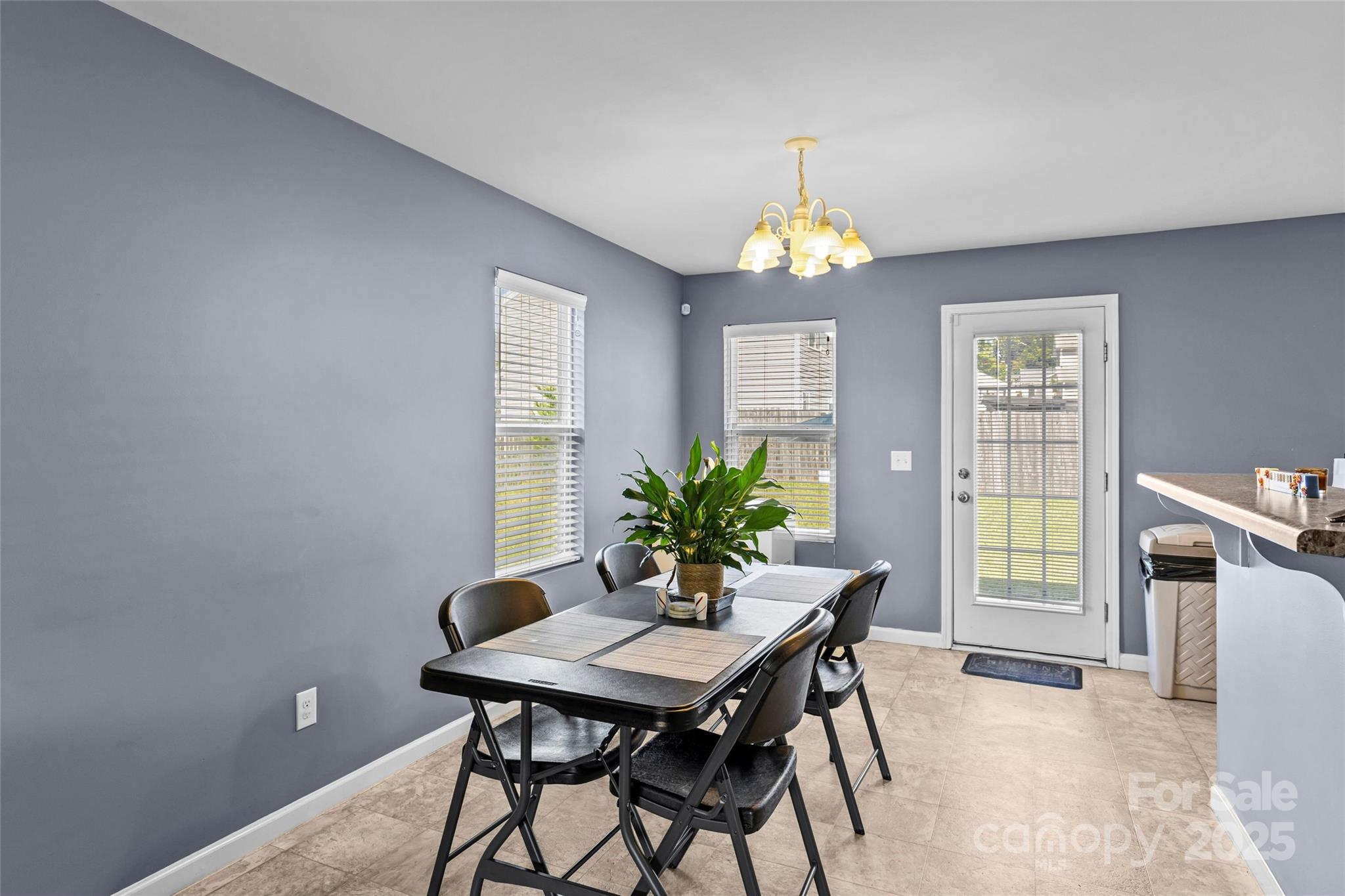 2213 Levisey Lane