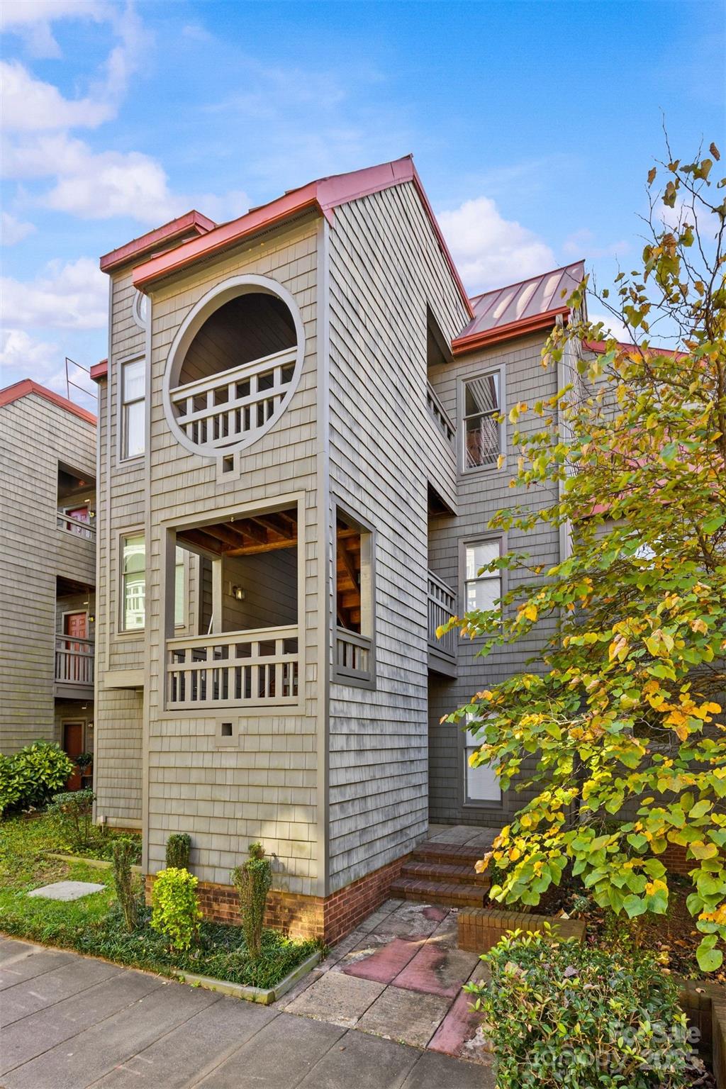 9029 J M Keynes Drive