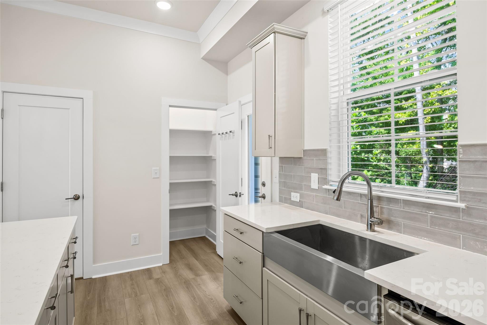 3213 Zenith Lane