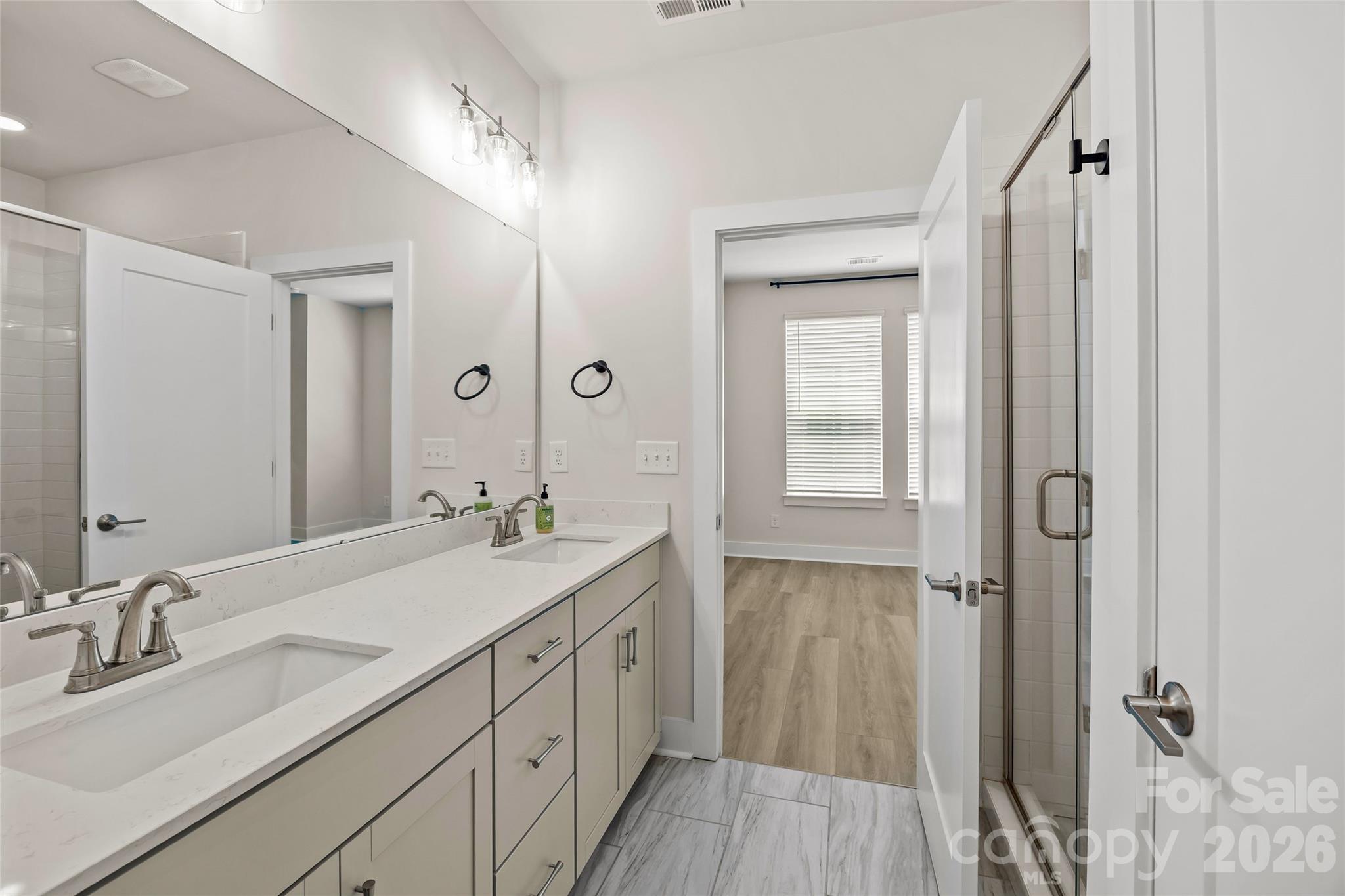 3213 Zenith Lane