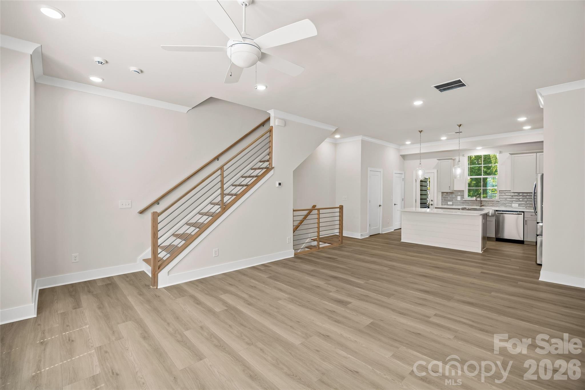3213 Zenith Lane