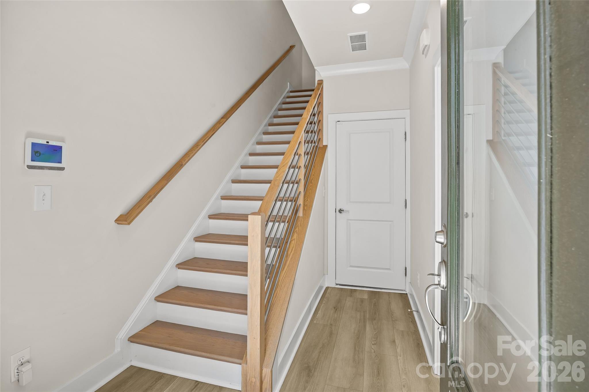 3213 Zenith Lane