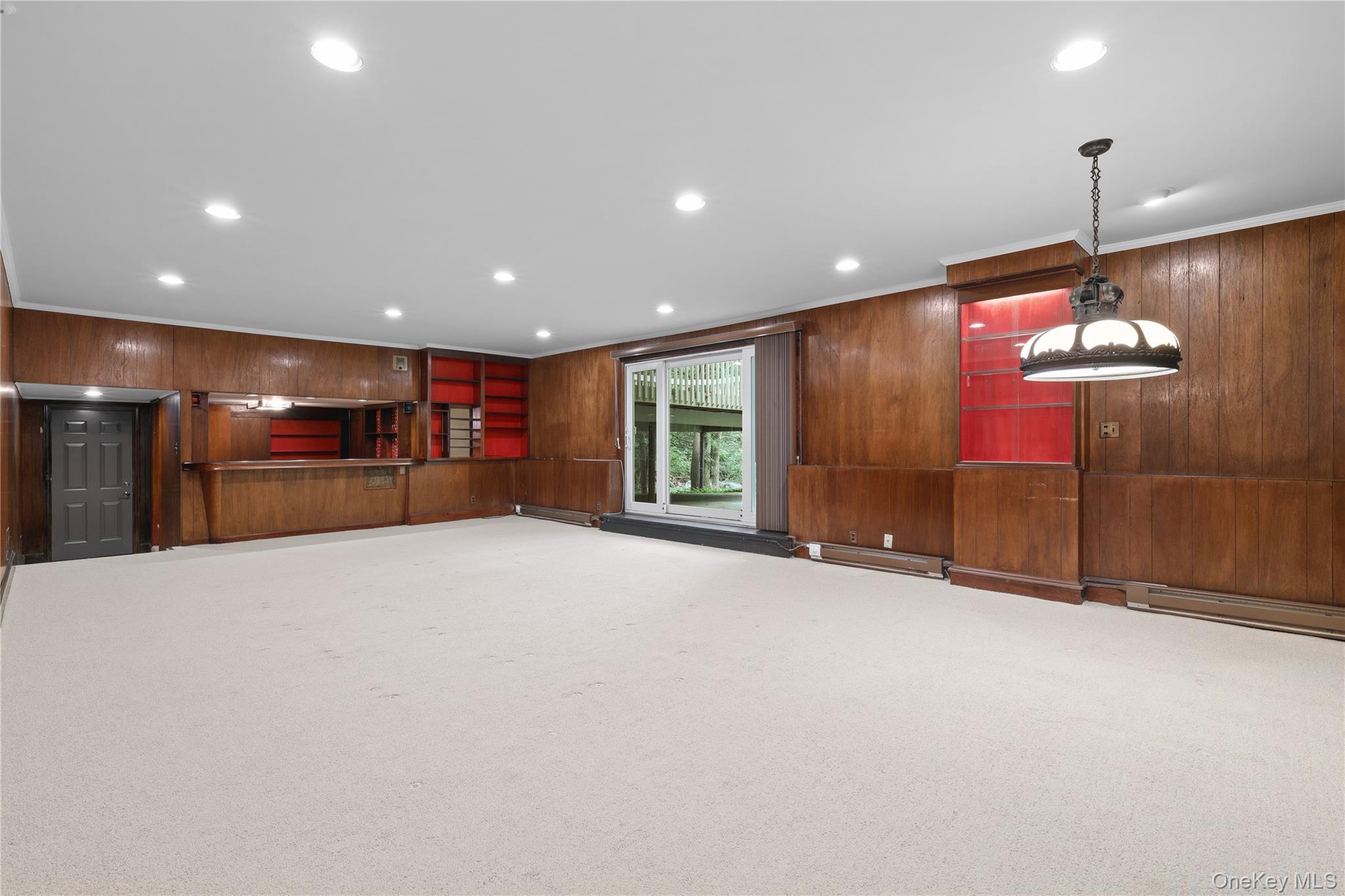 21 Iroquois Trail