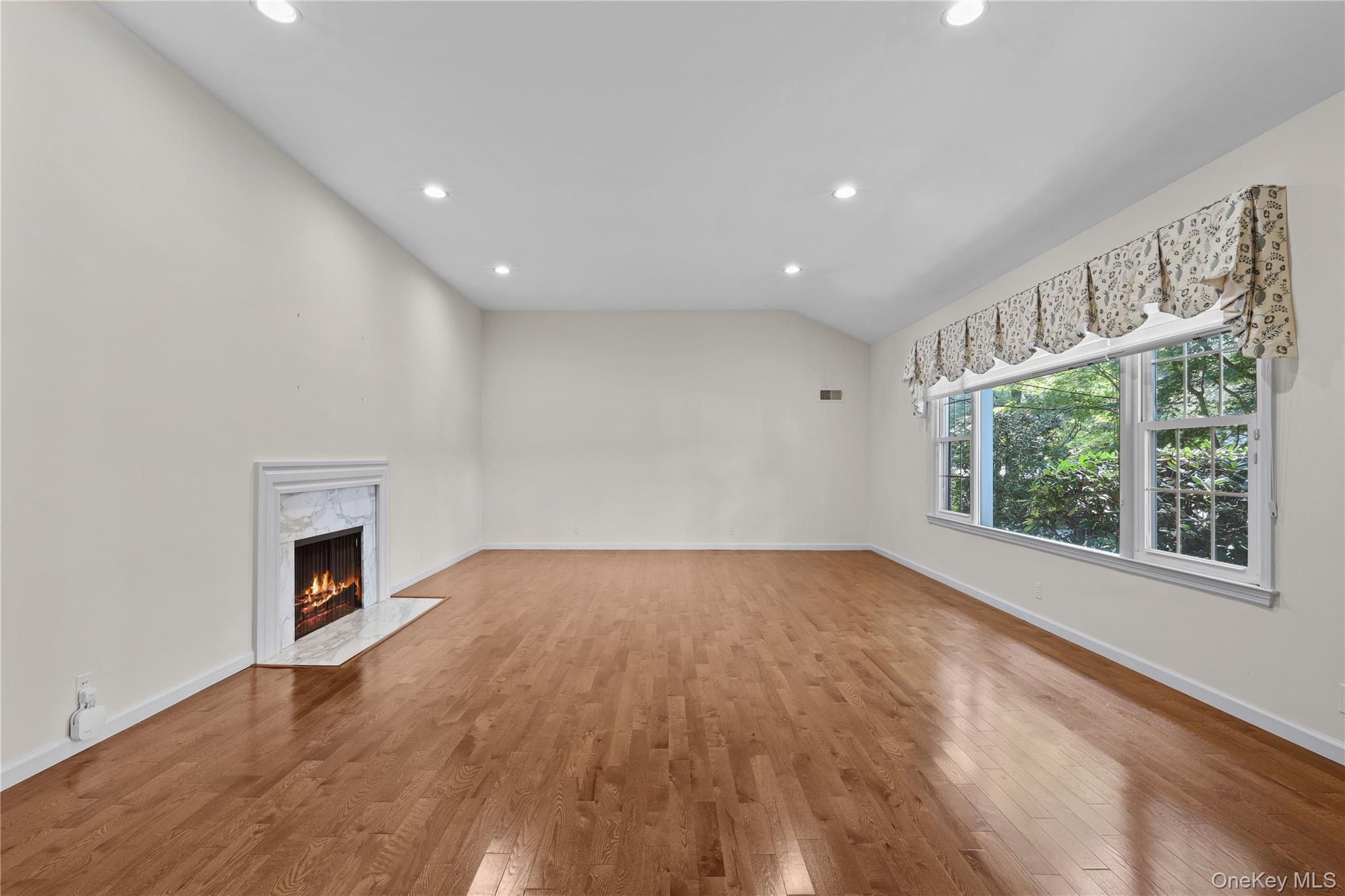 21 Iroquois Trail