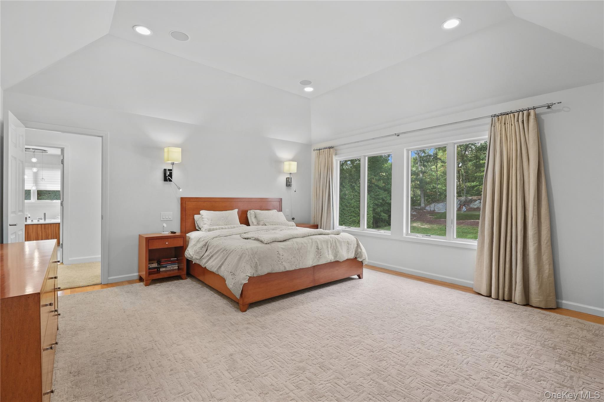 32 Buckout Road