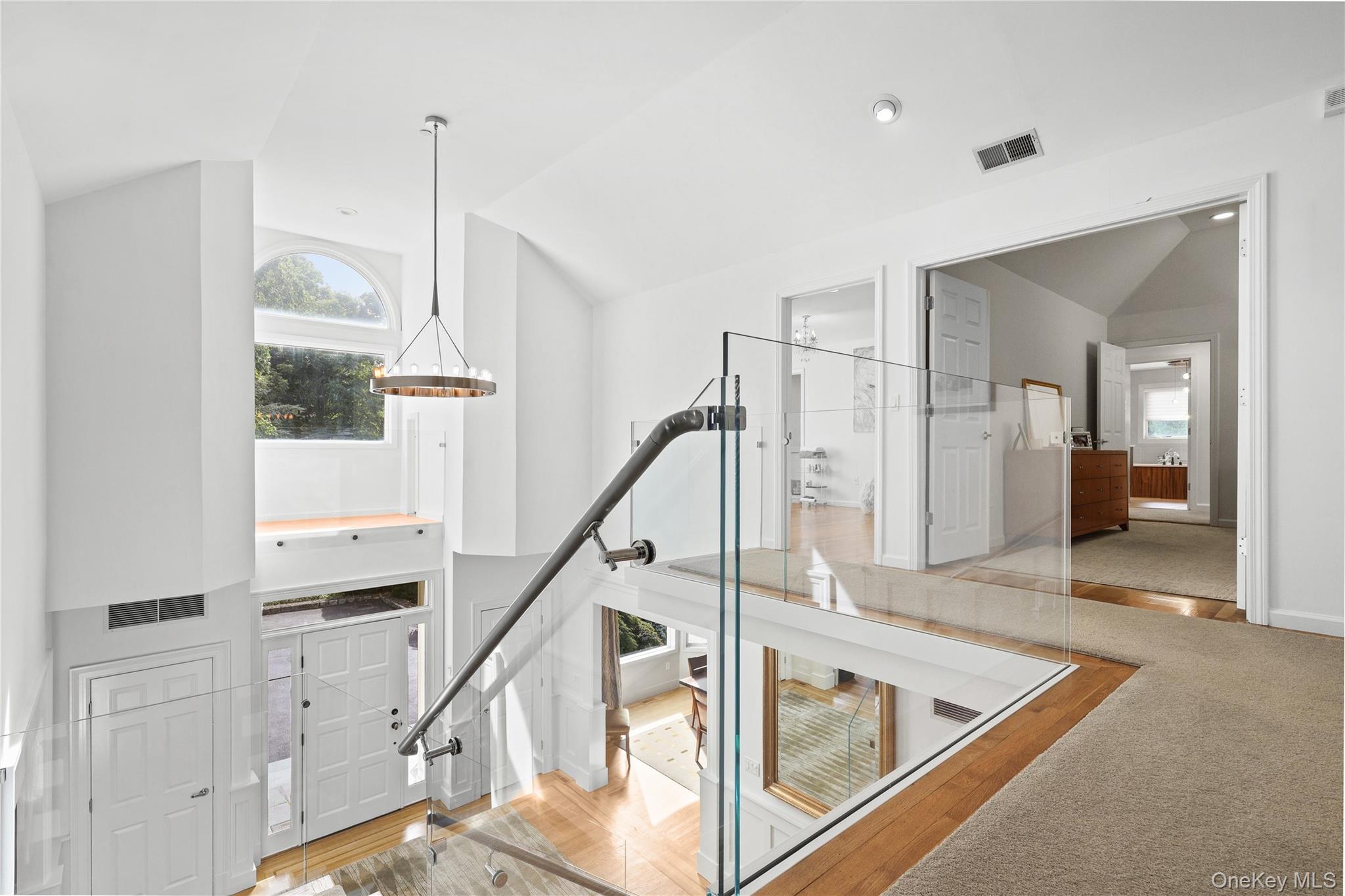 32 Buckout Road