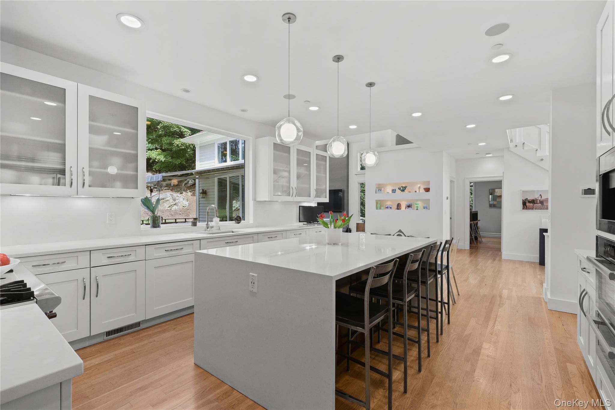 32 Buckout Road