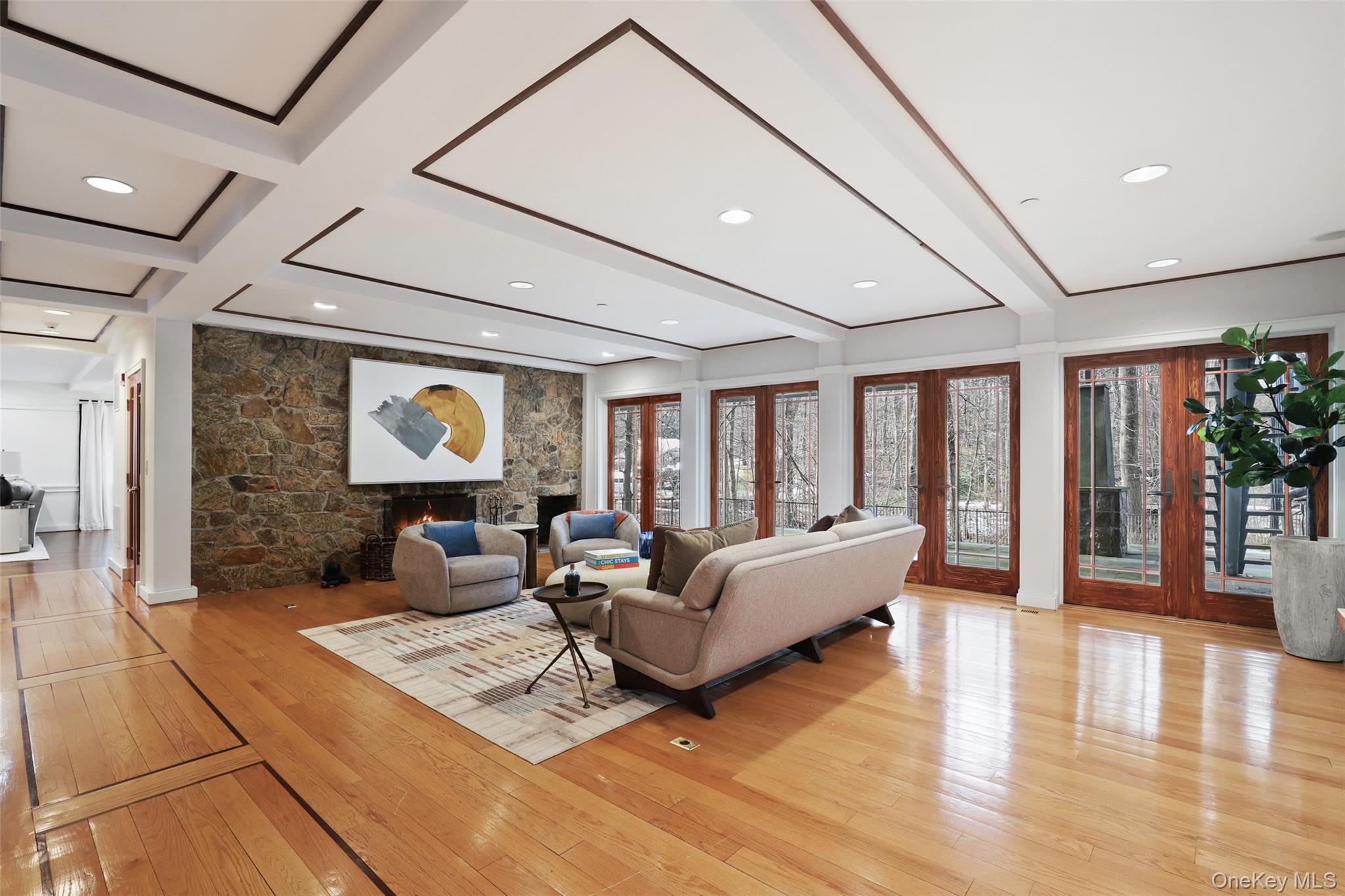54 Lincoln Avenue