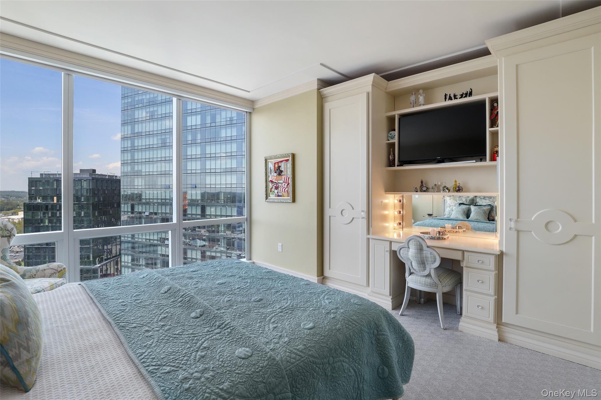 1 Renaissance Square Unit: 26F