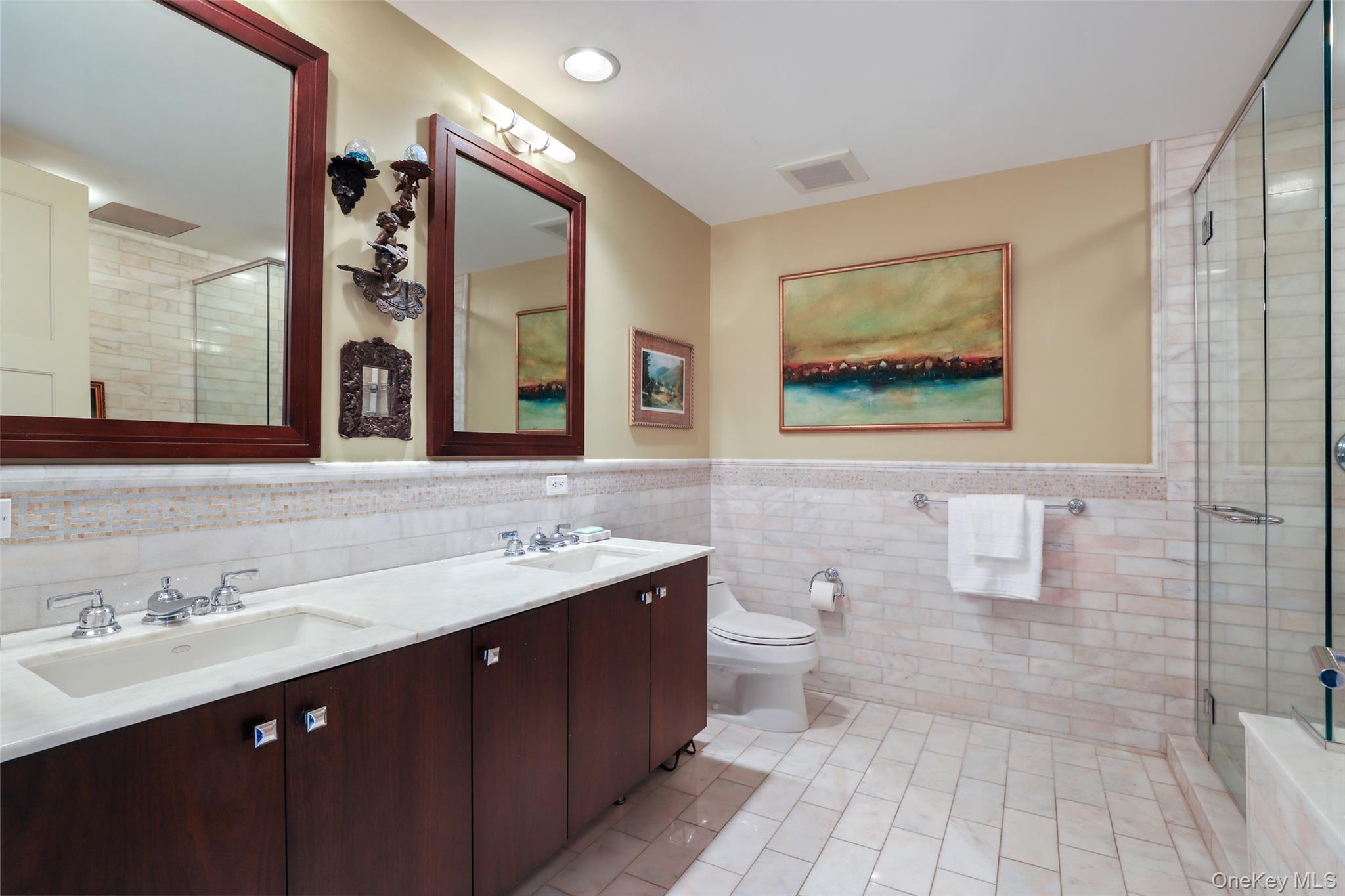 1 Renaissance Square Unit: 26F