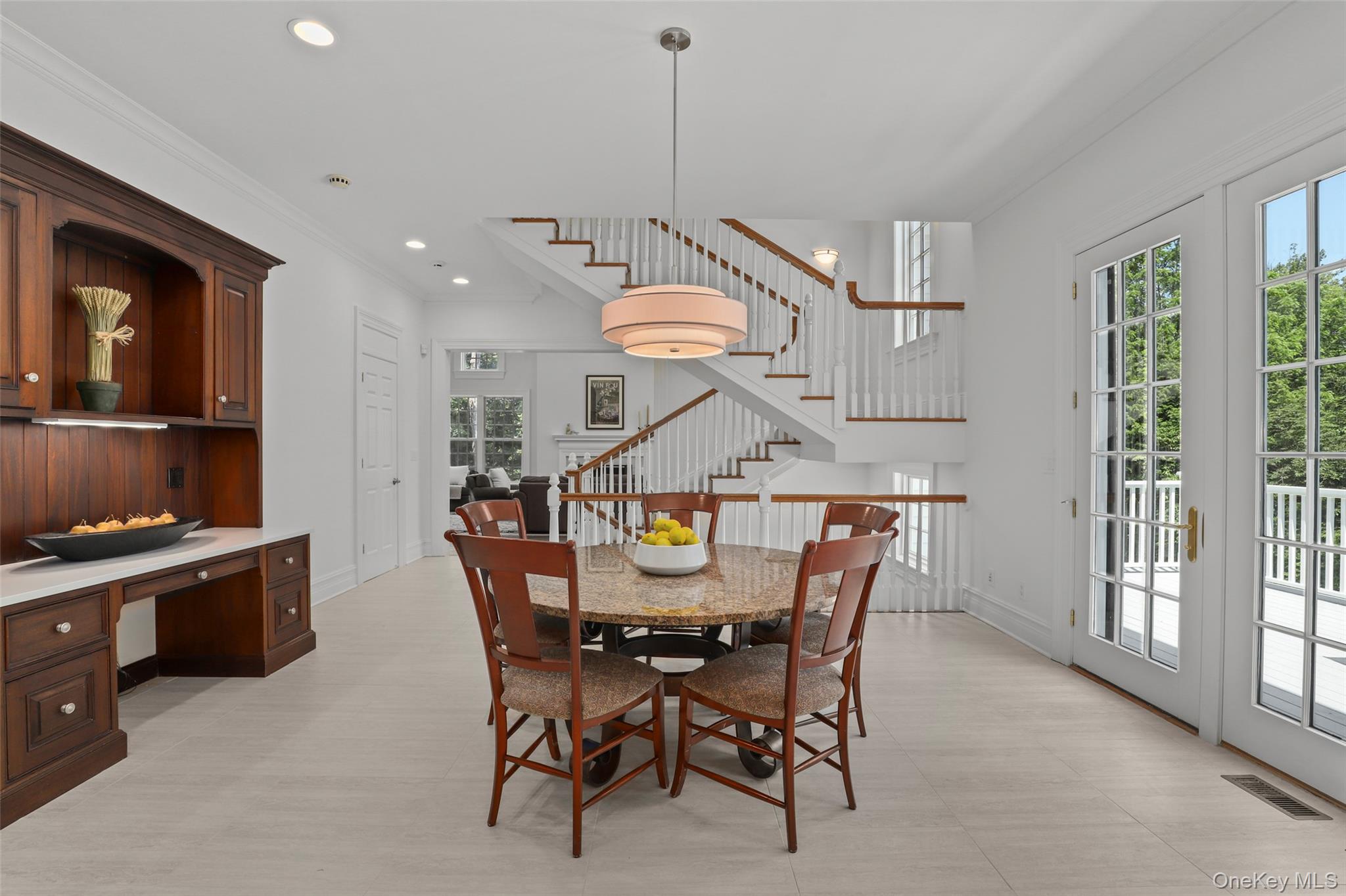 17 Cooper Road