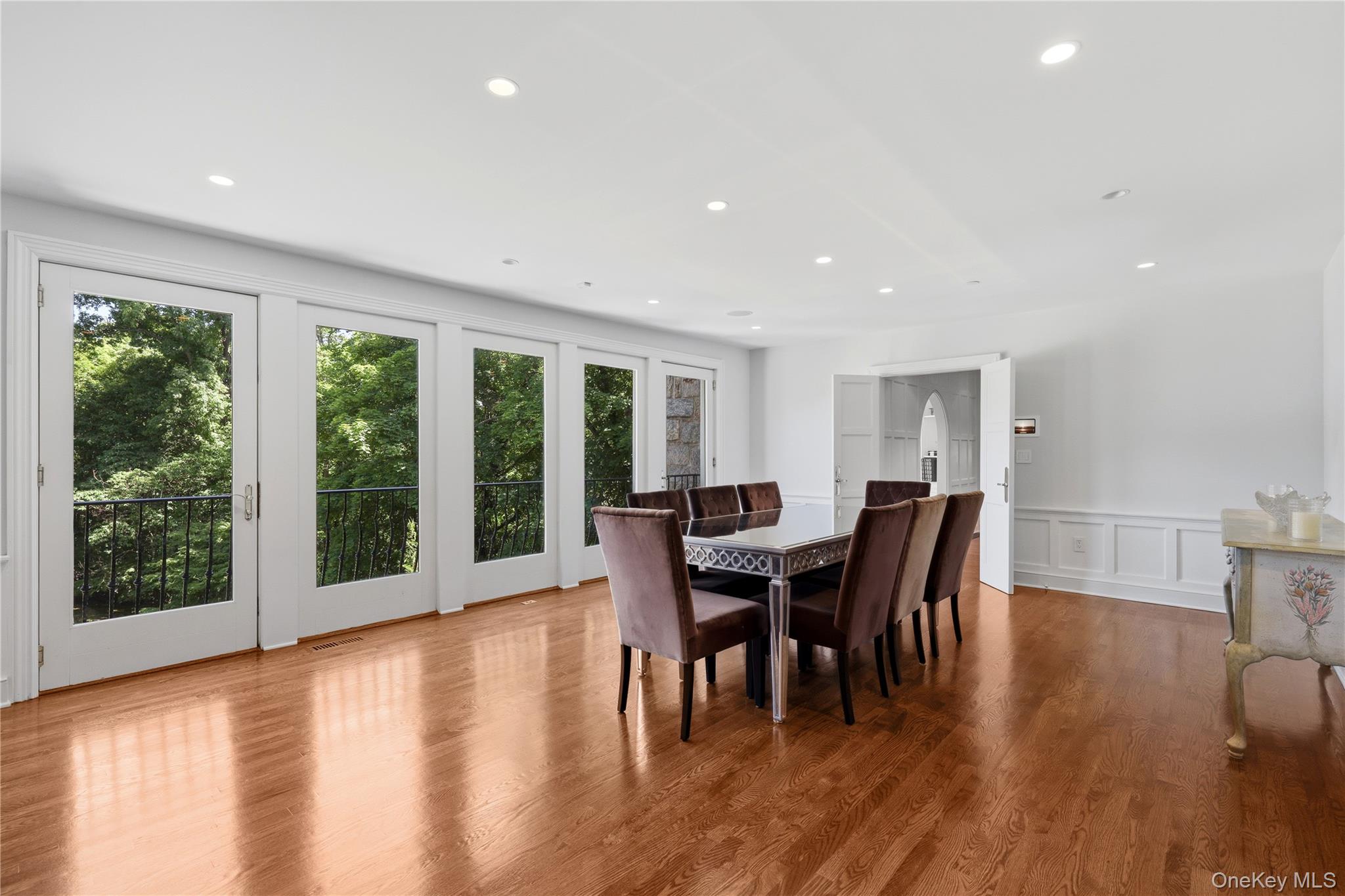 383 Woodlands Road