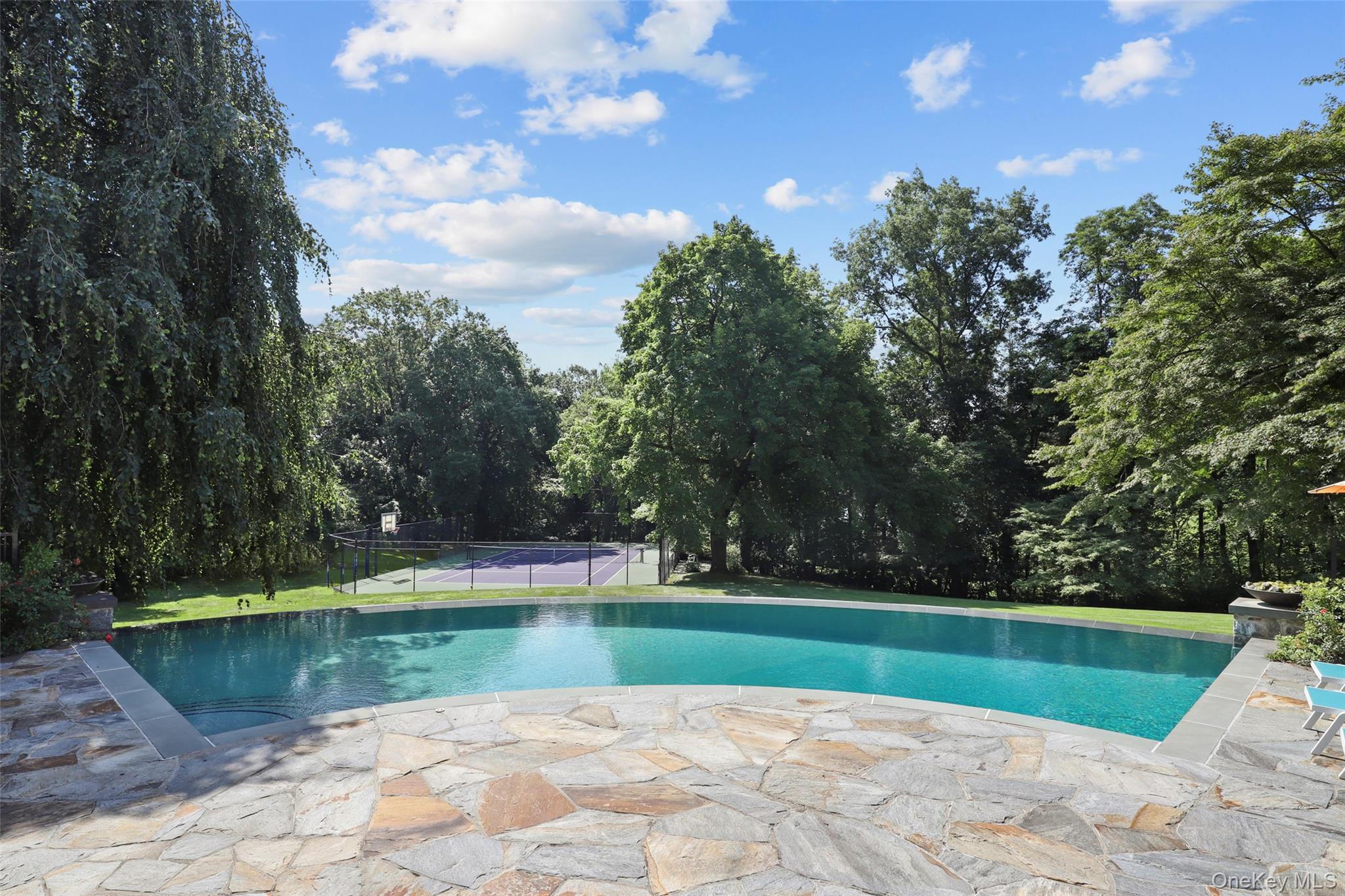 383 Woodlands Road