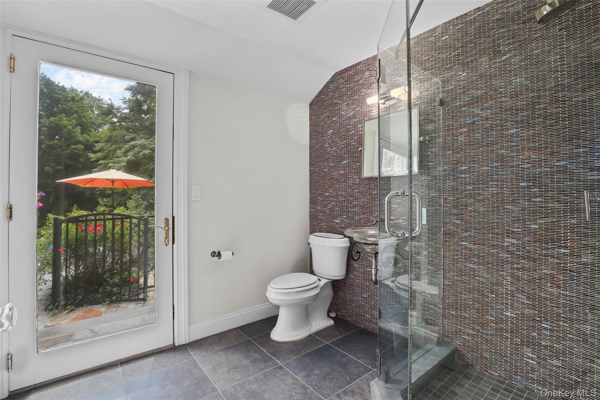 383 Woodlands Road