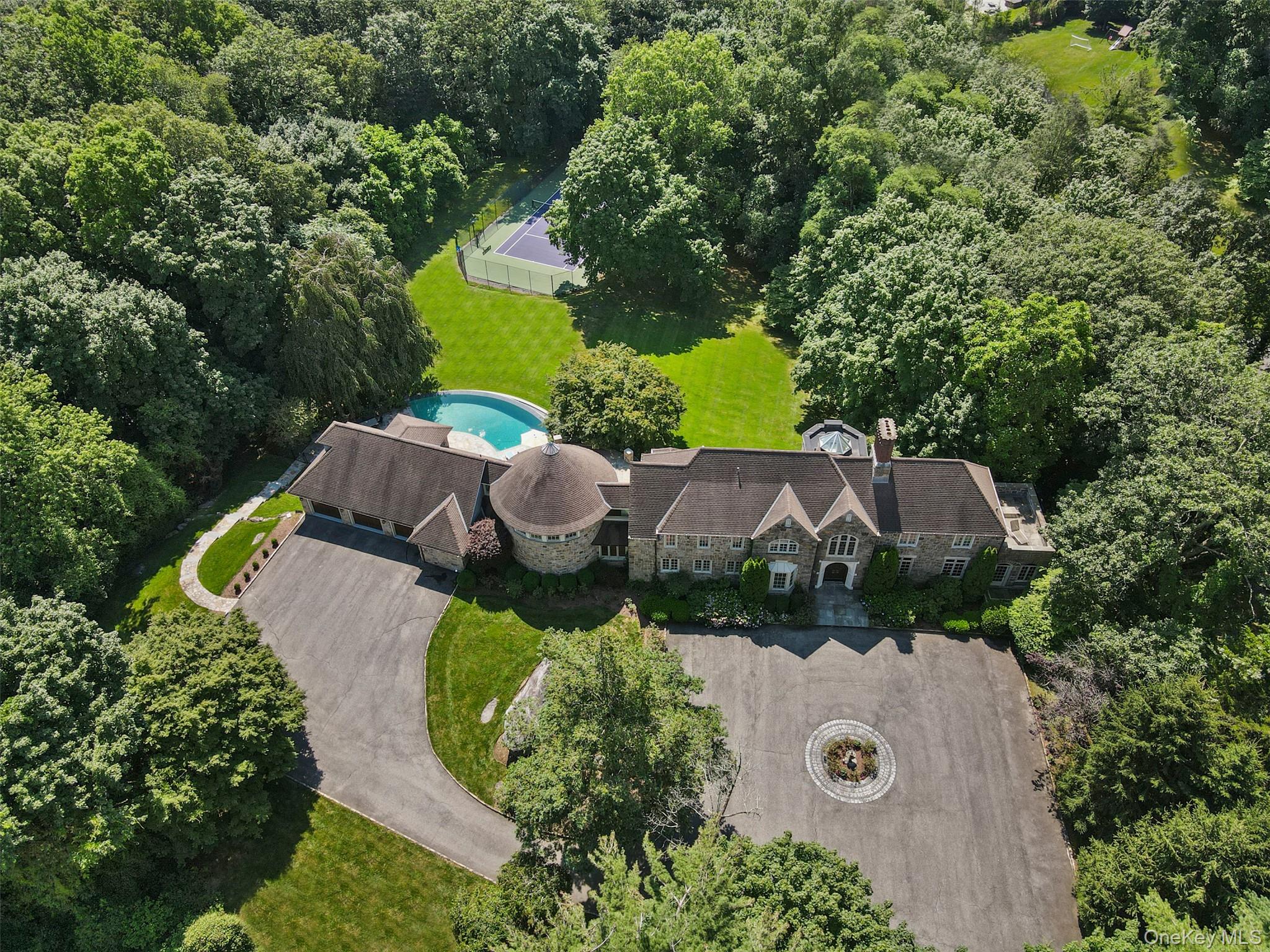 383 Woodlands Road