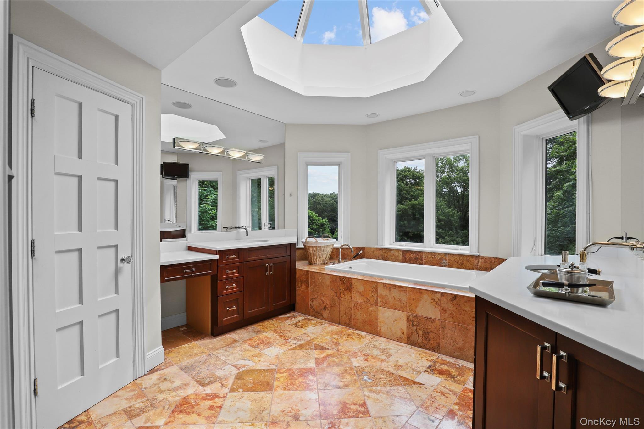 383 Woodlands Road
