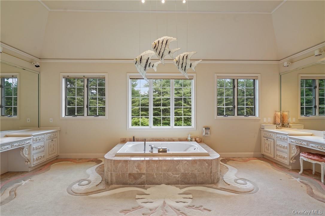 9 Lincoln Woods