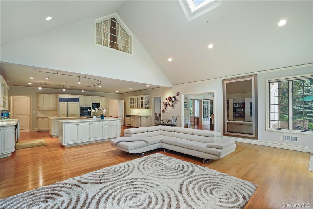 9 Lincoln Woods