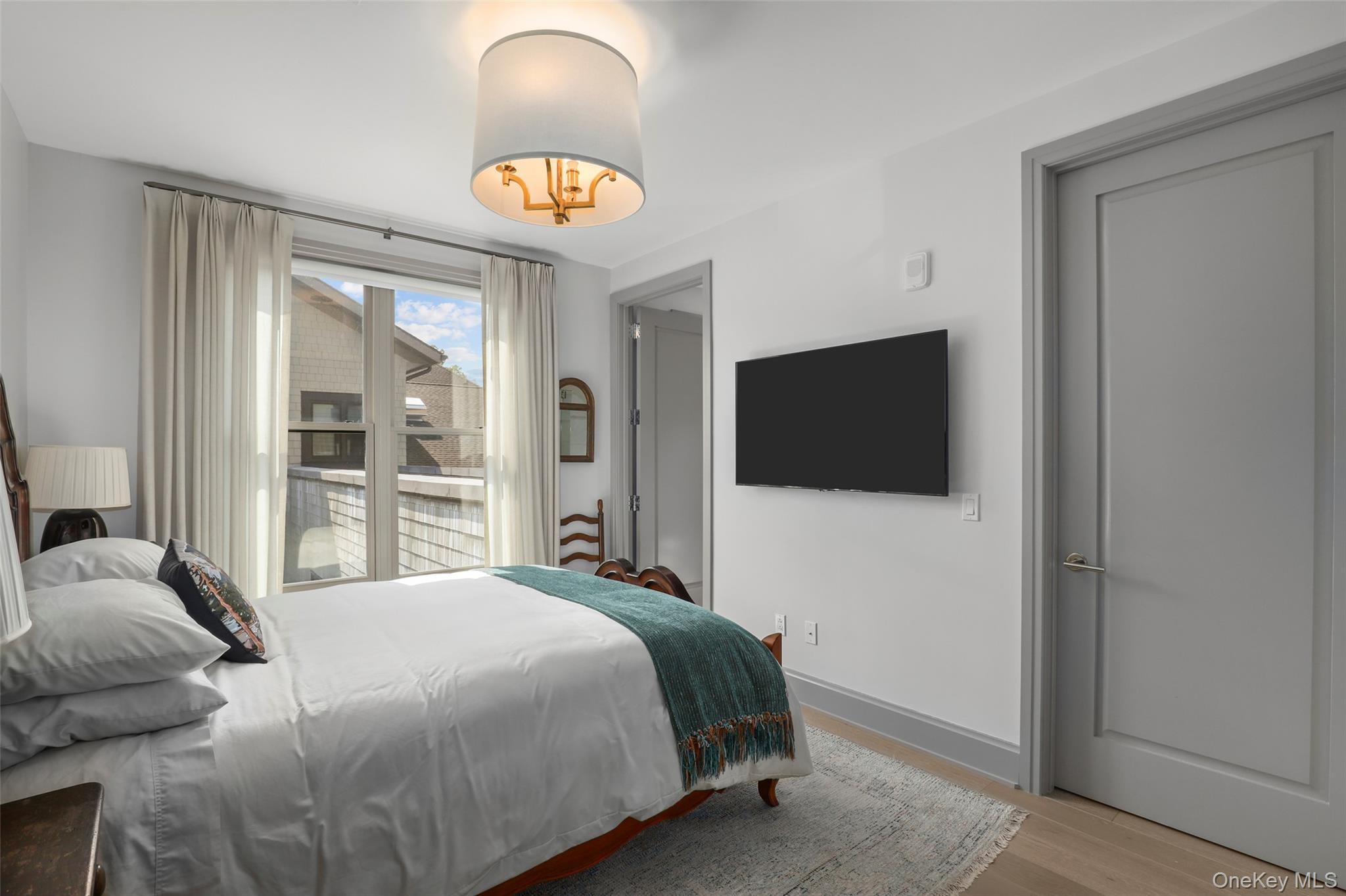 120 Old Post Road Unit: PH-B301