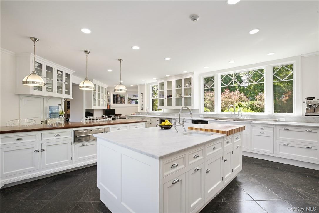 15 Sarosca Farm Lane