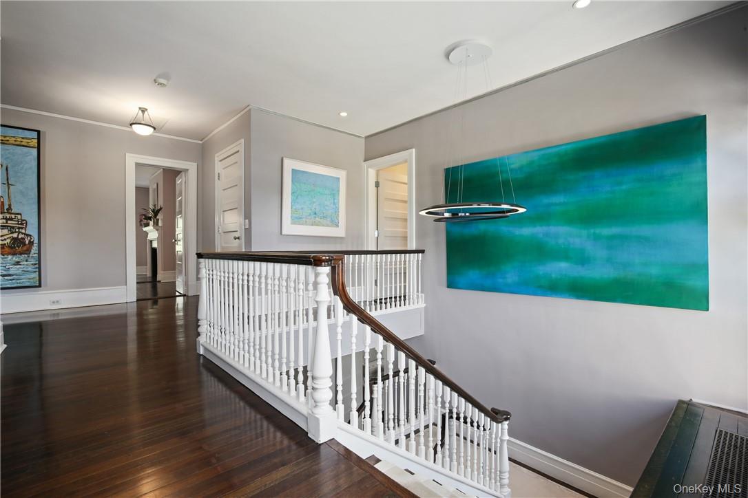 15 Sarosca Farm Lane