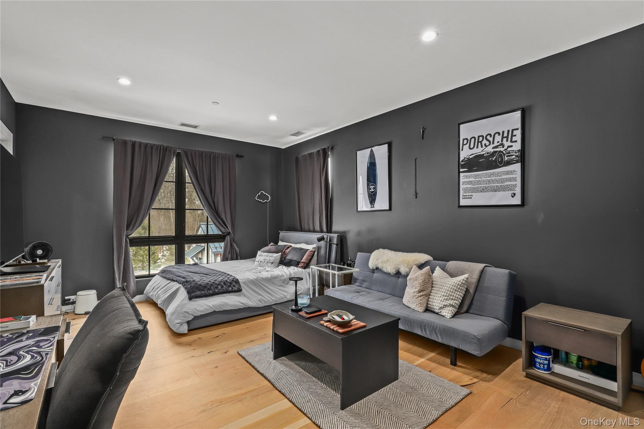 3031 Purchase Street