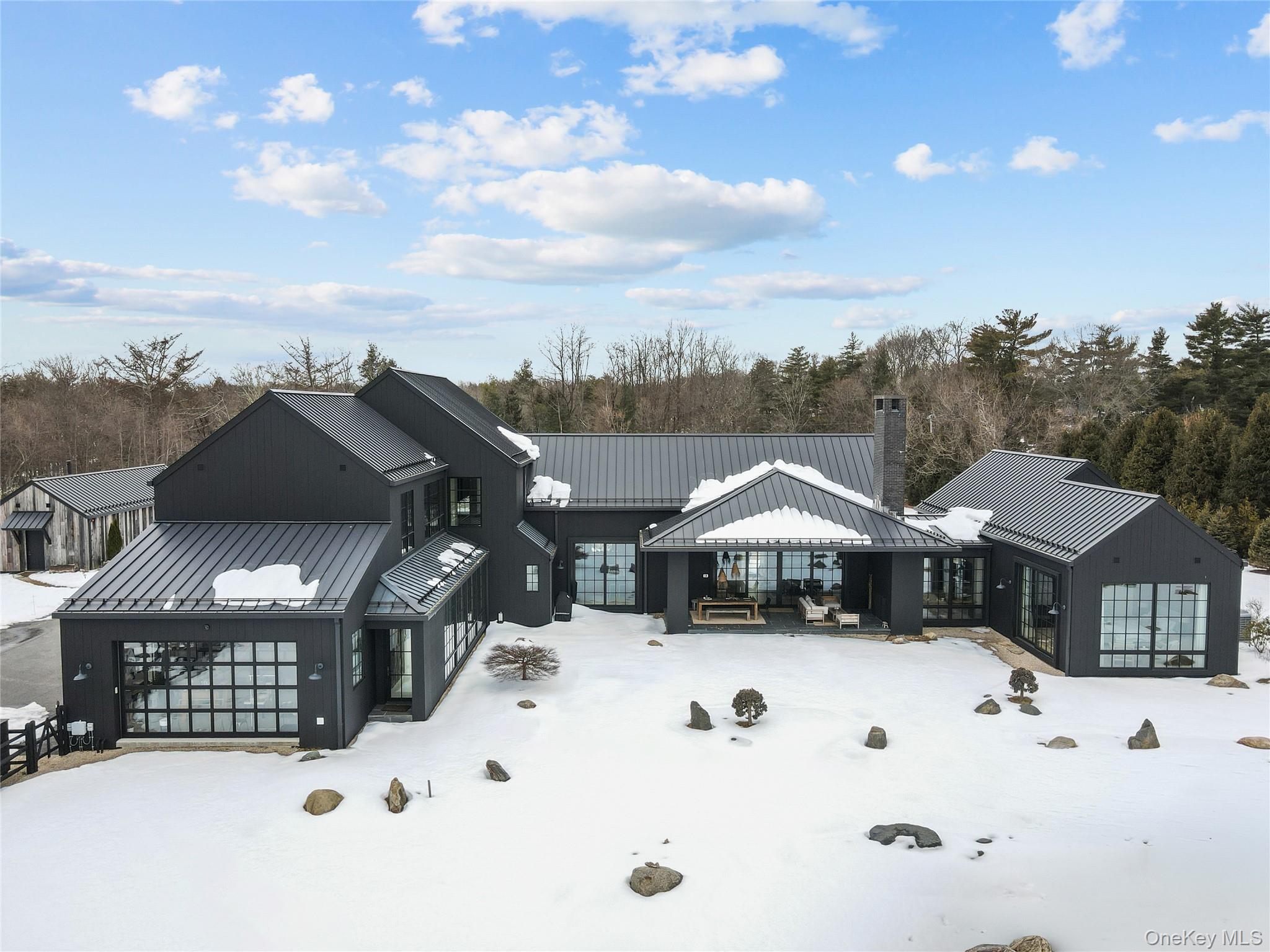 3031 Purchase Street