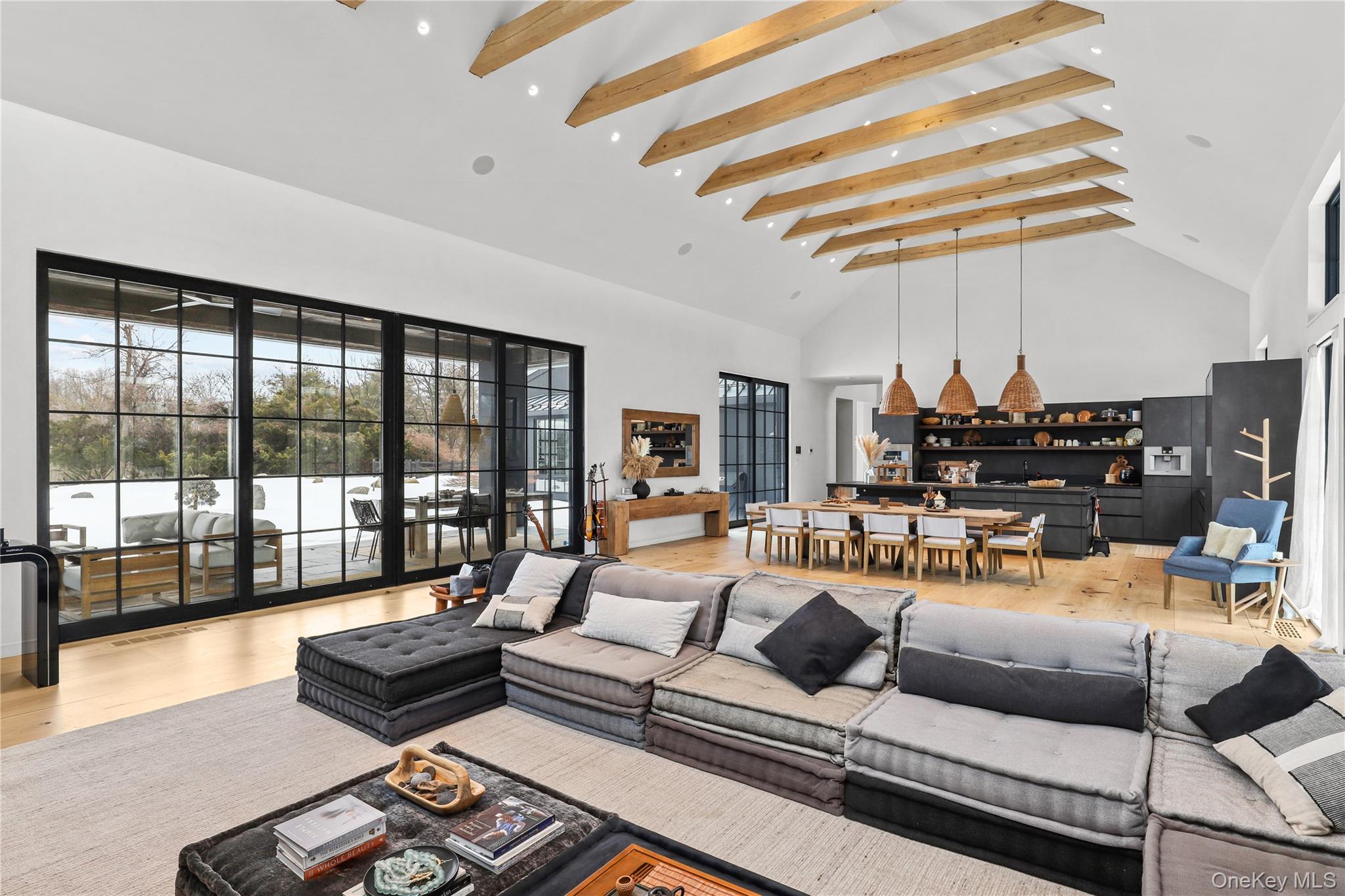 3031 Purchase Street