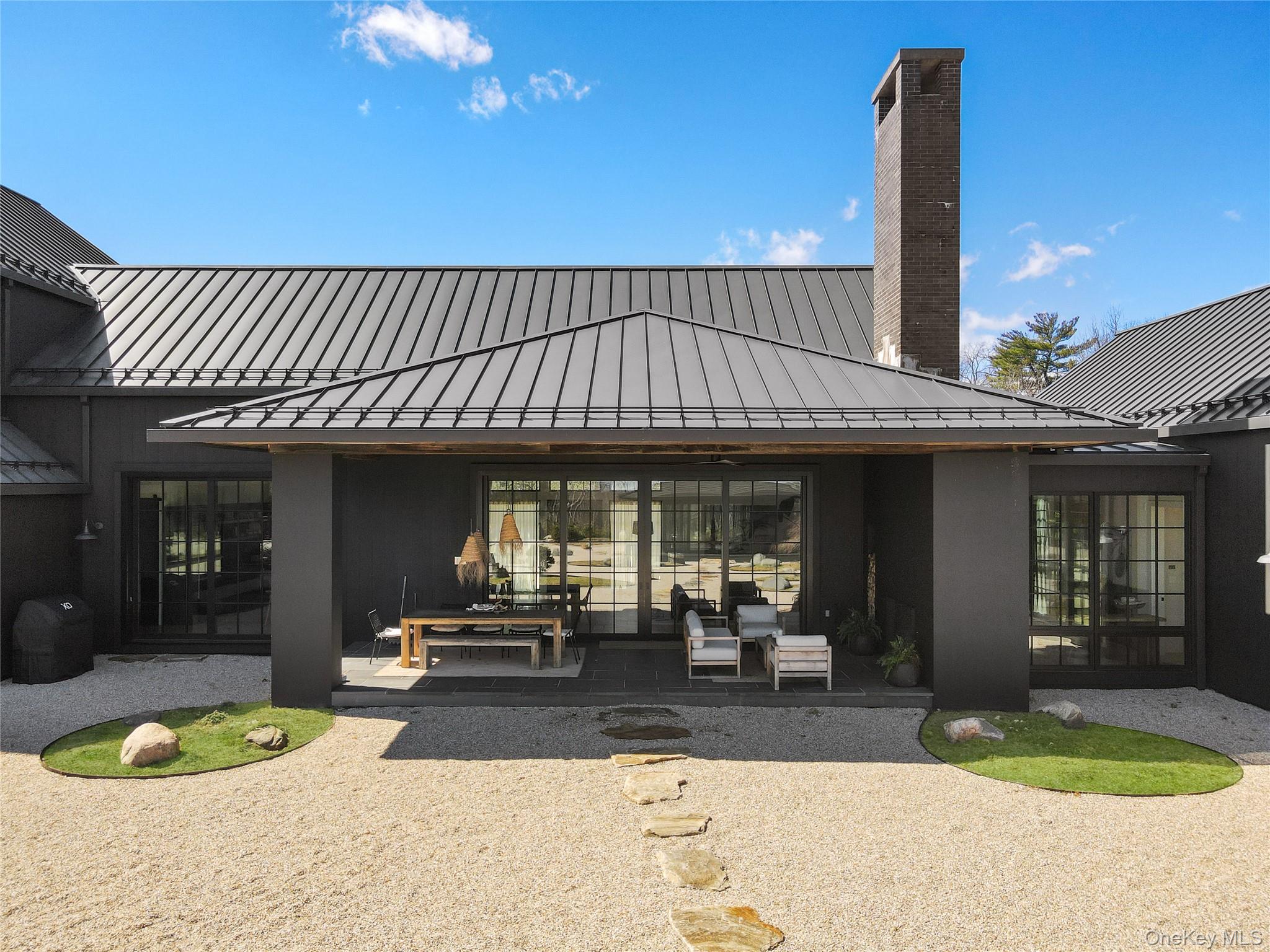 3031 Purchase Street