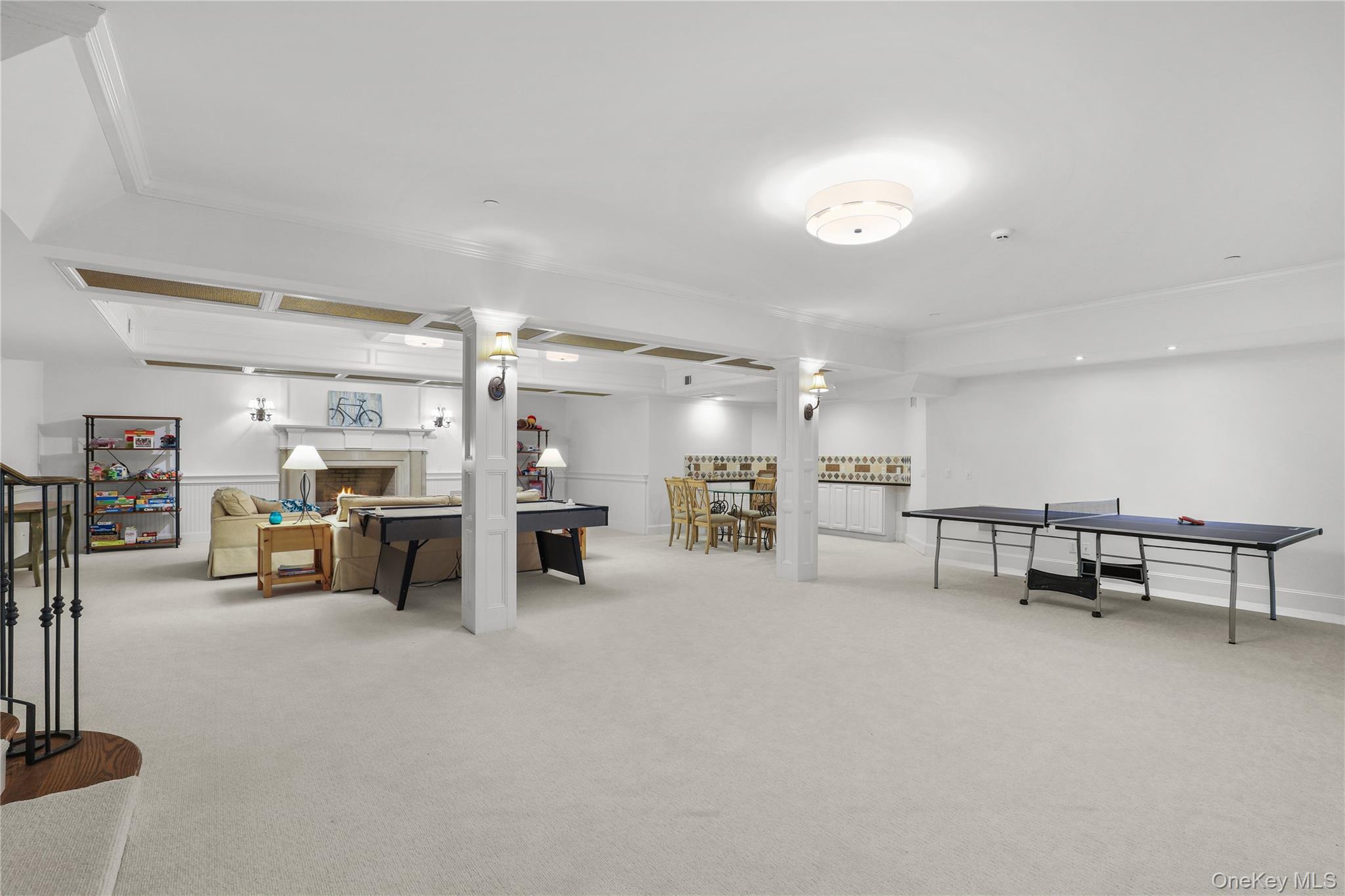 1 Laurelwood Court