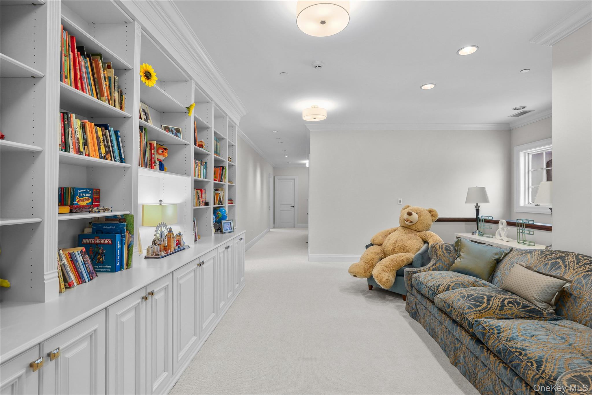 1 Laurelwood Court