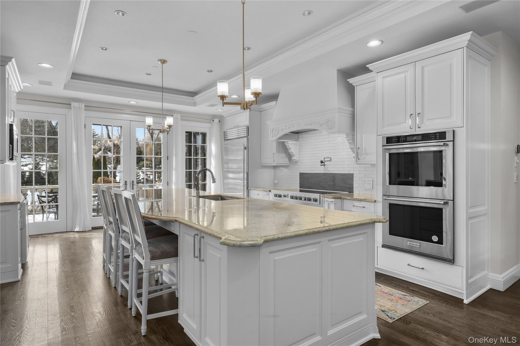 1 Laurelwood Court