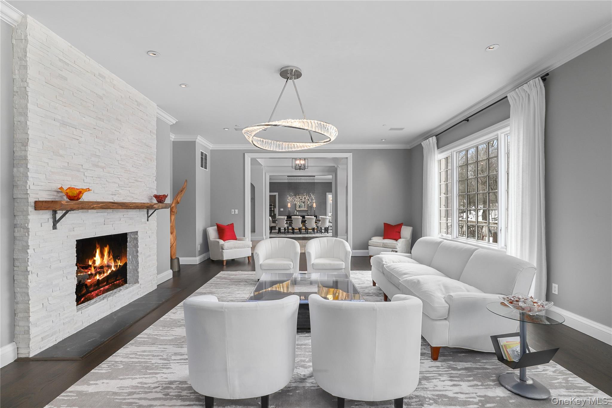 1 Laurelwood Court