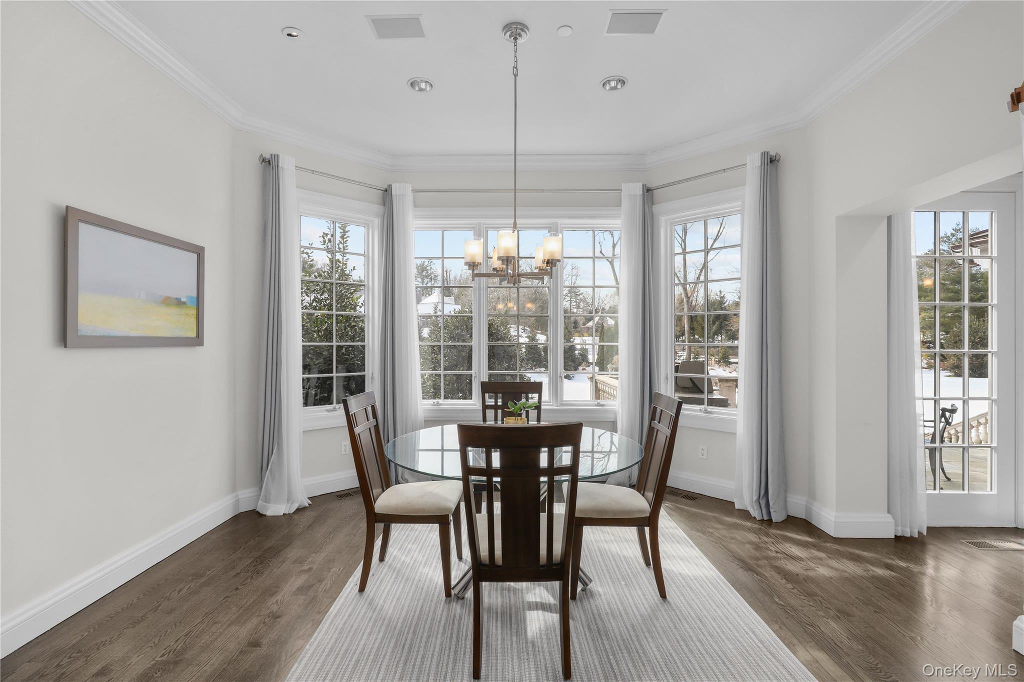1 Laurelwood Court