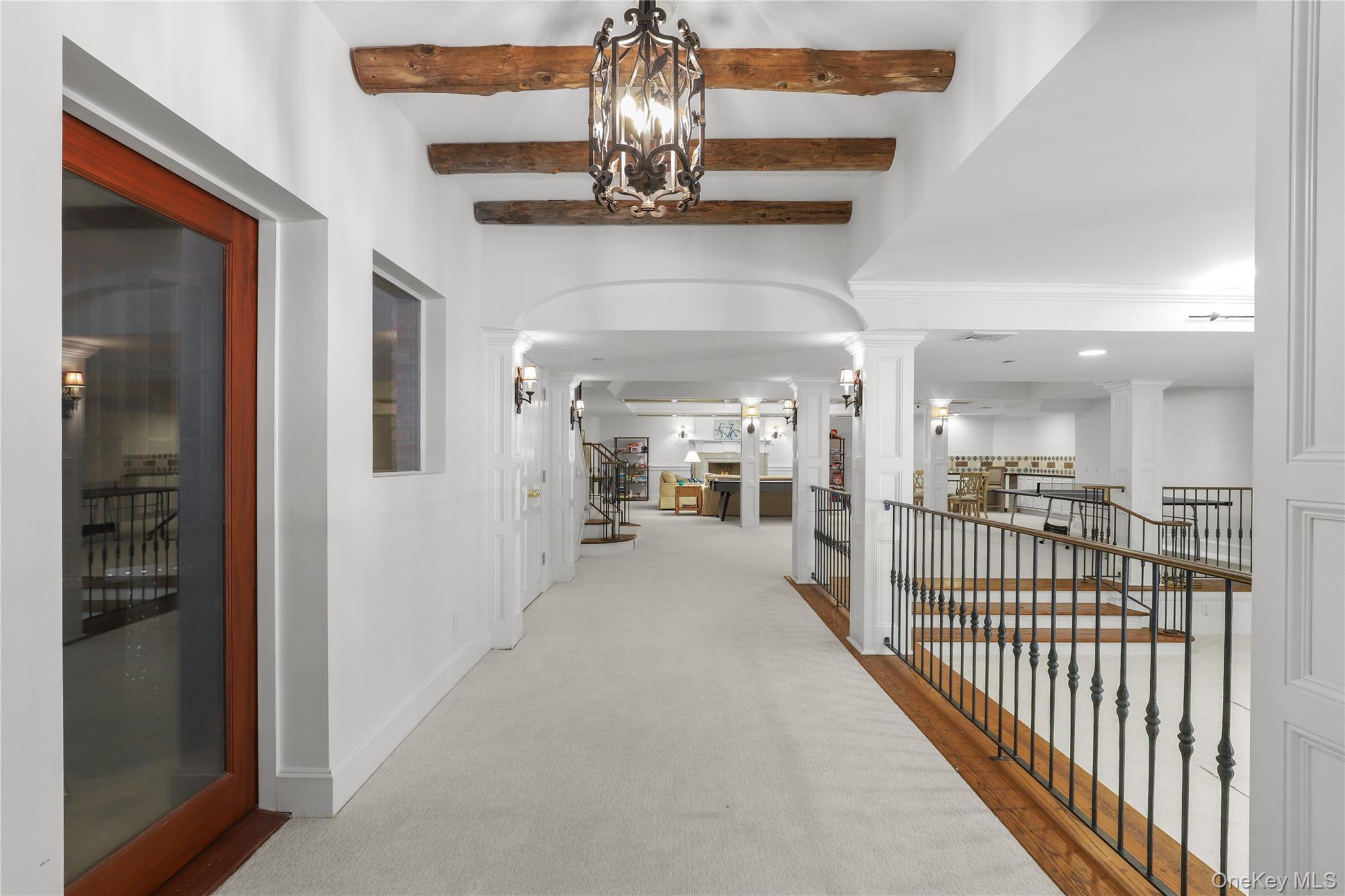 1 Laurelwood Court