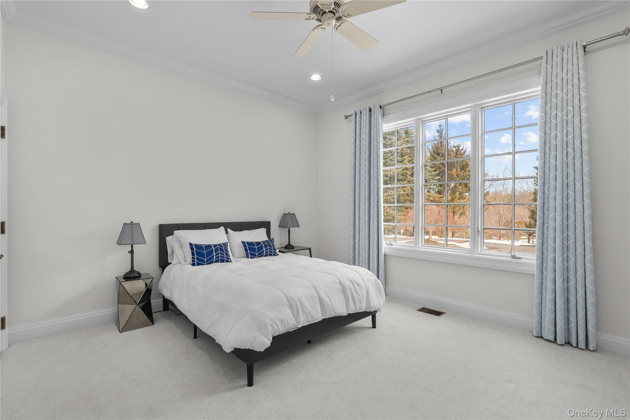 1 Laurelwood Court