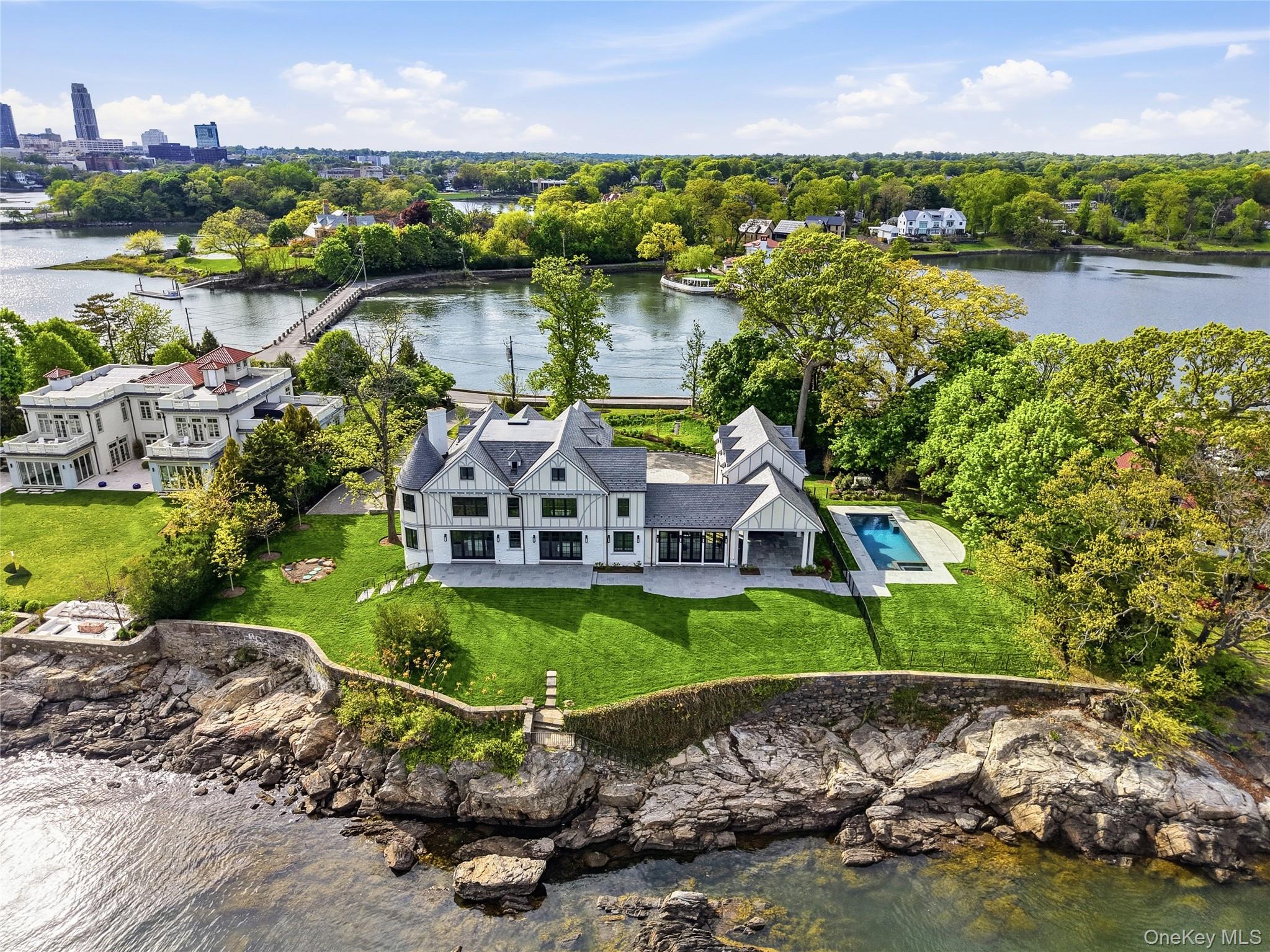 104 Premium Point Road