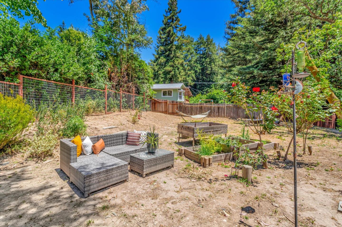 199 Juanita Road