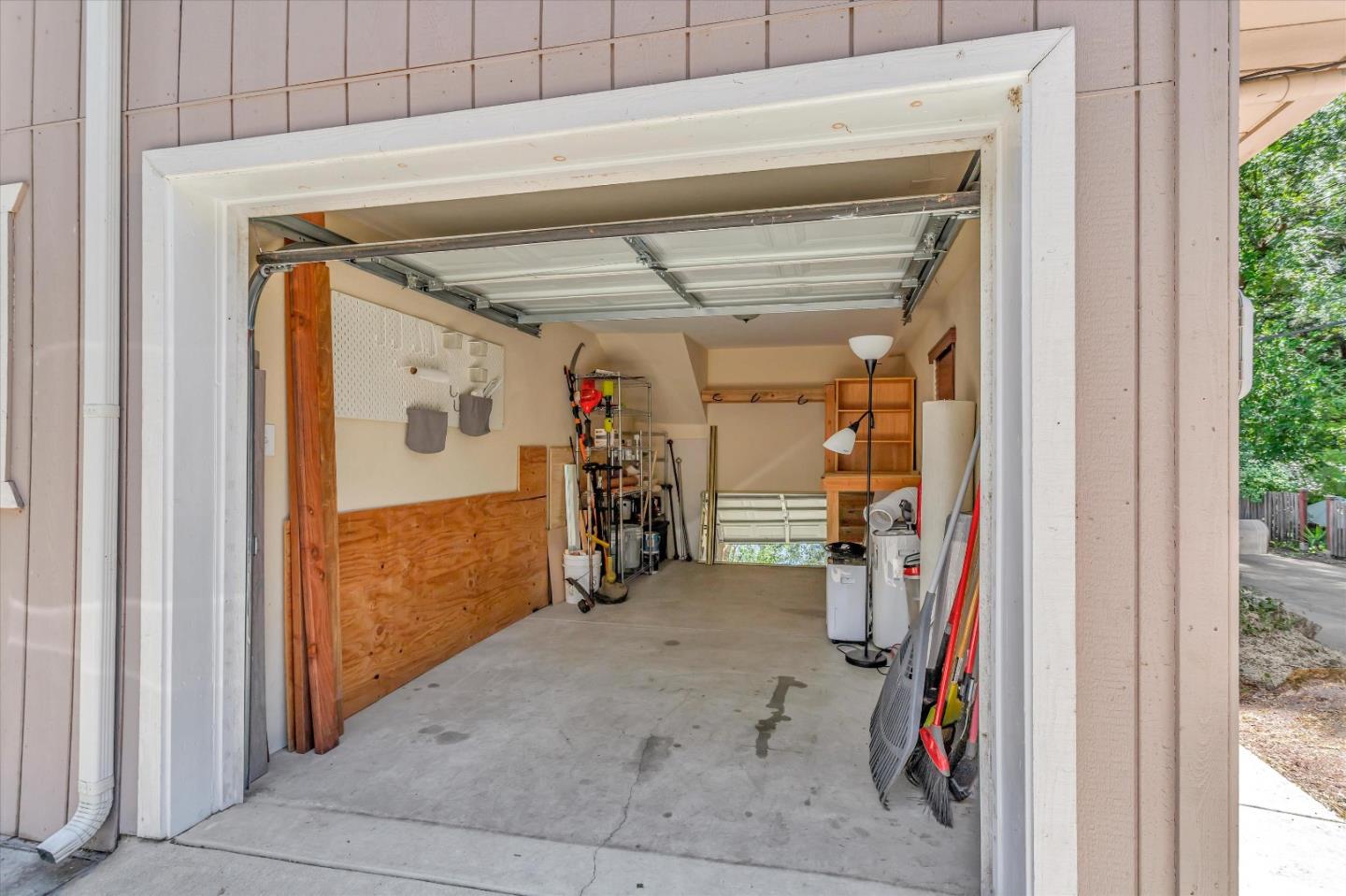 199 Juanita Road