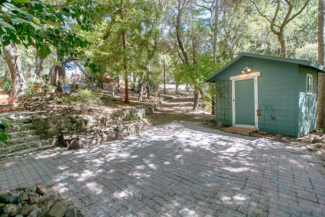 74 Pine Avenue