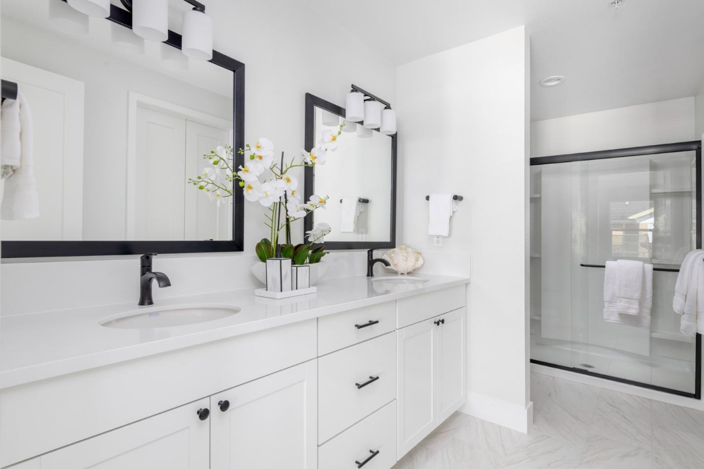 125 Skyline Vista Way