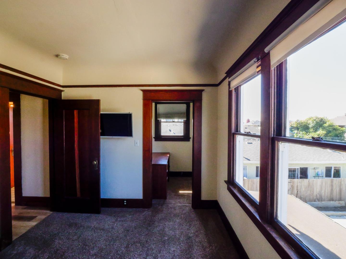 441 Center Street
