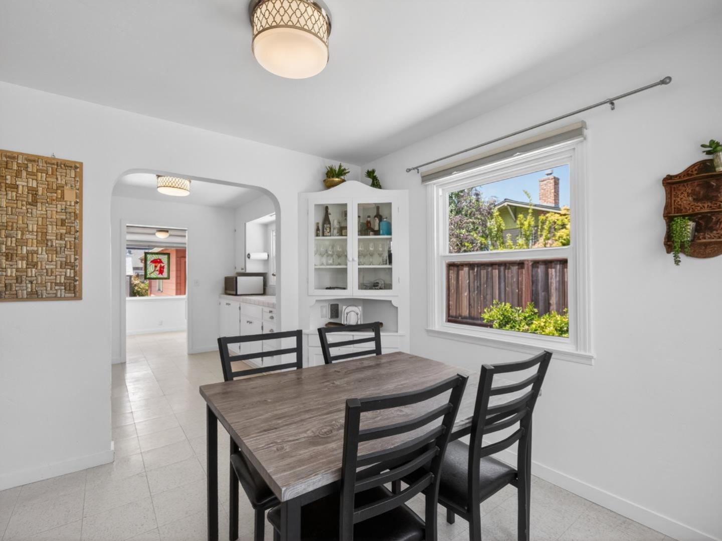415 La Fonda AVE