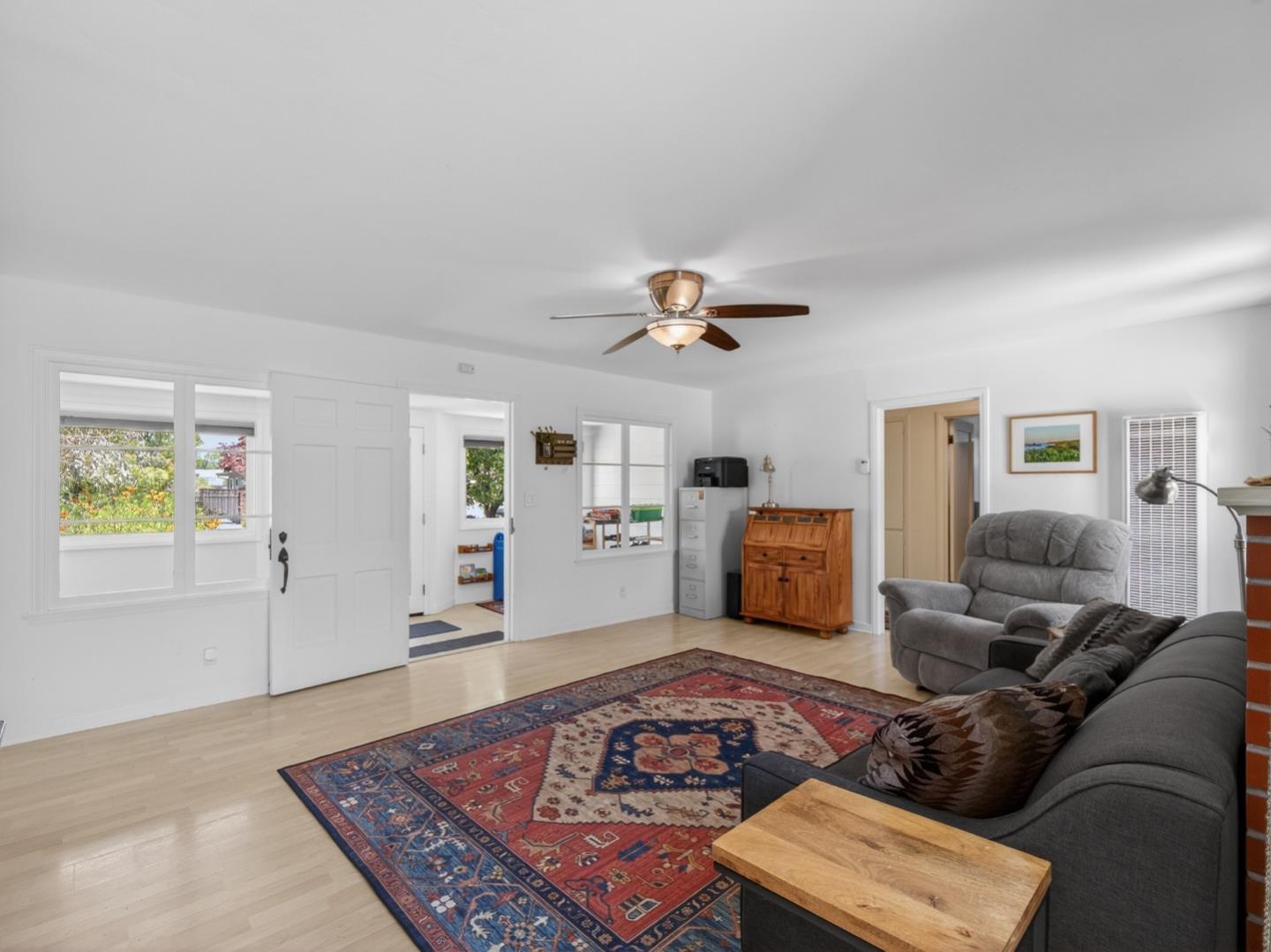 415 La Fonda AVE