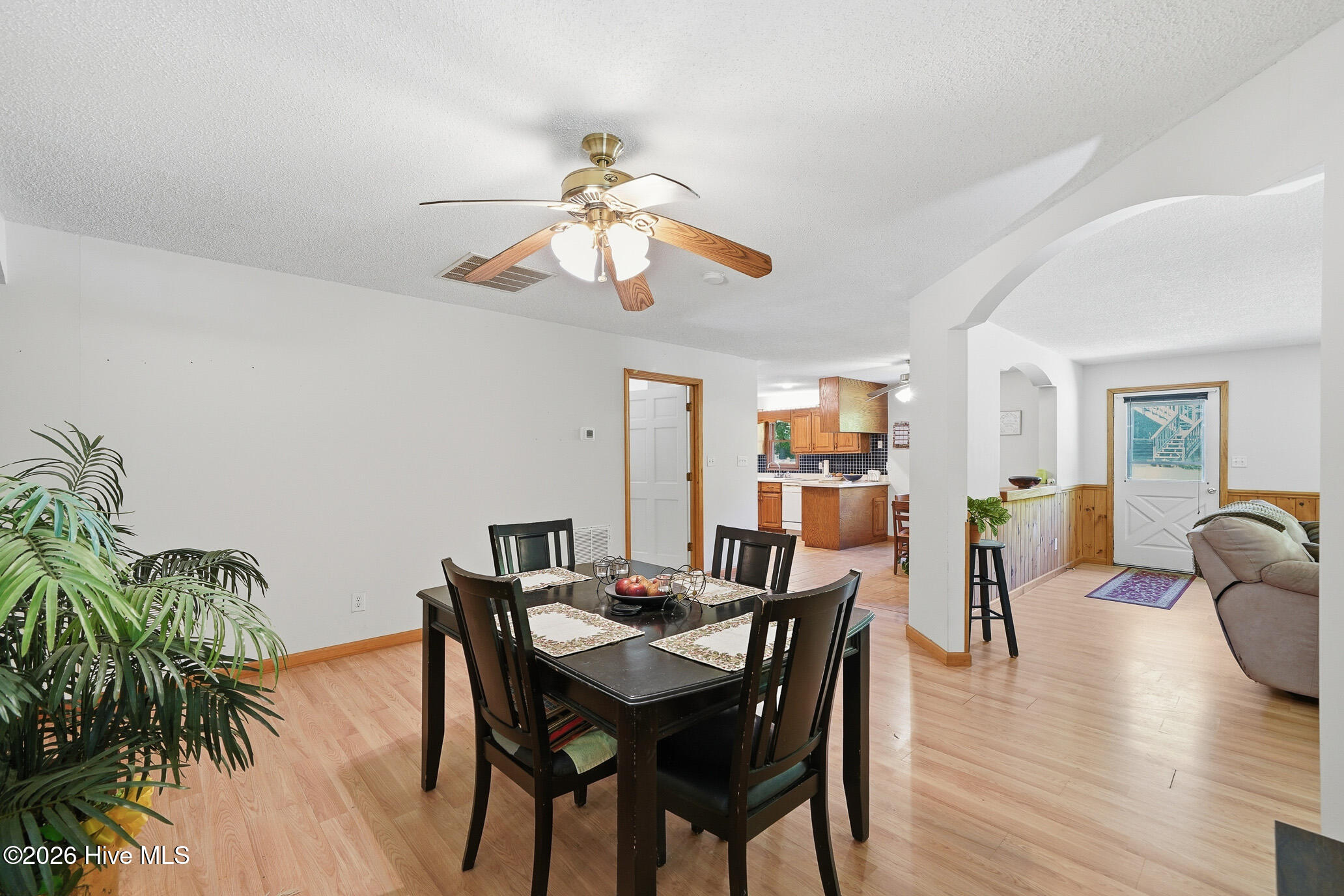 562 Sunny Lane