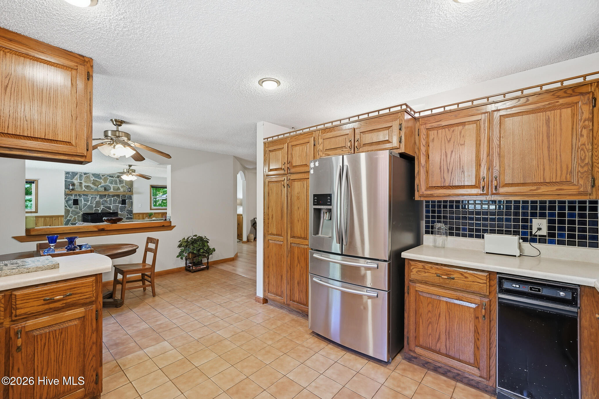 562 Sunny Lane