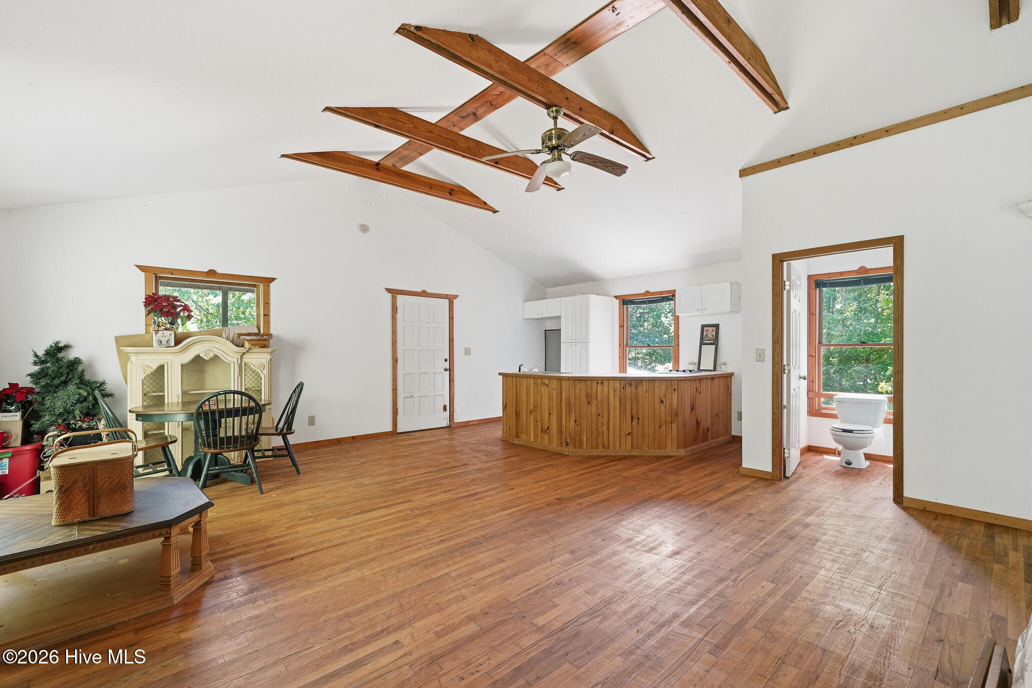 562 Sunny Lane