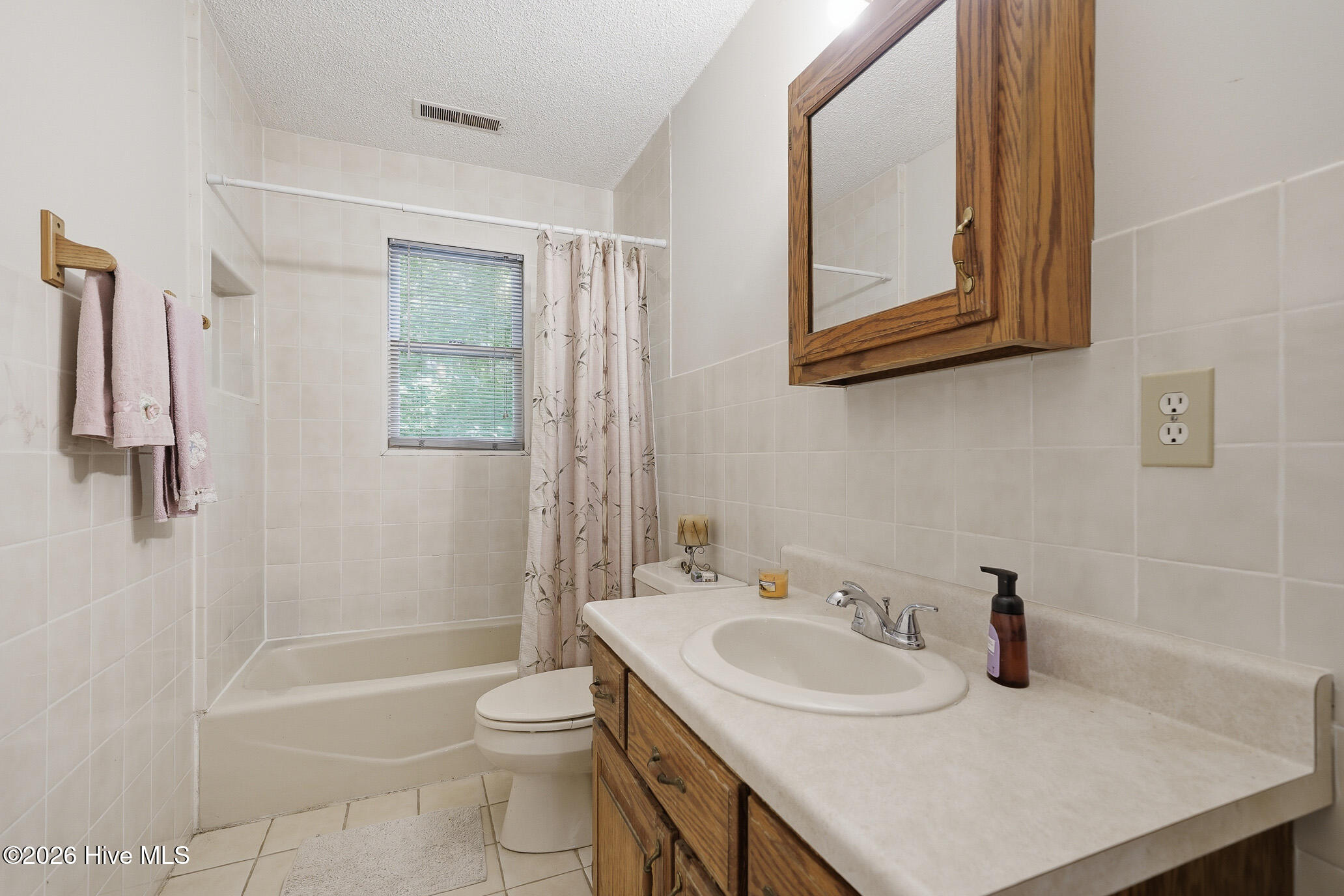 562 Sunny Lane