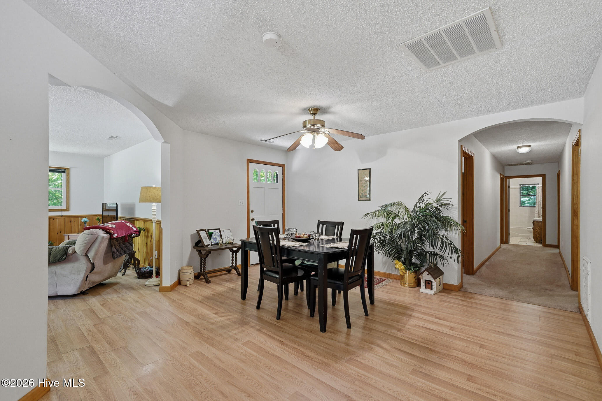 562 Sunny Lane